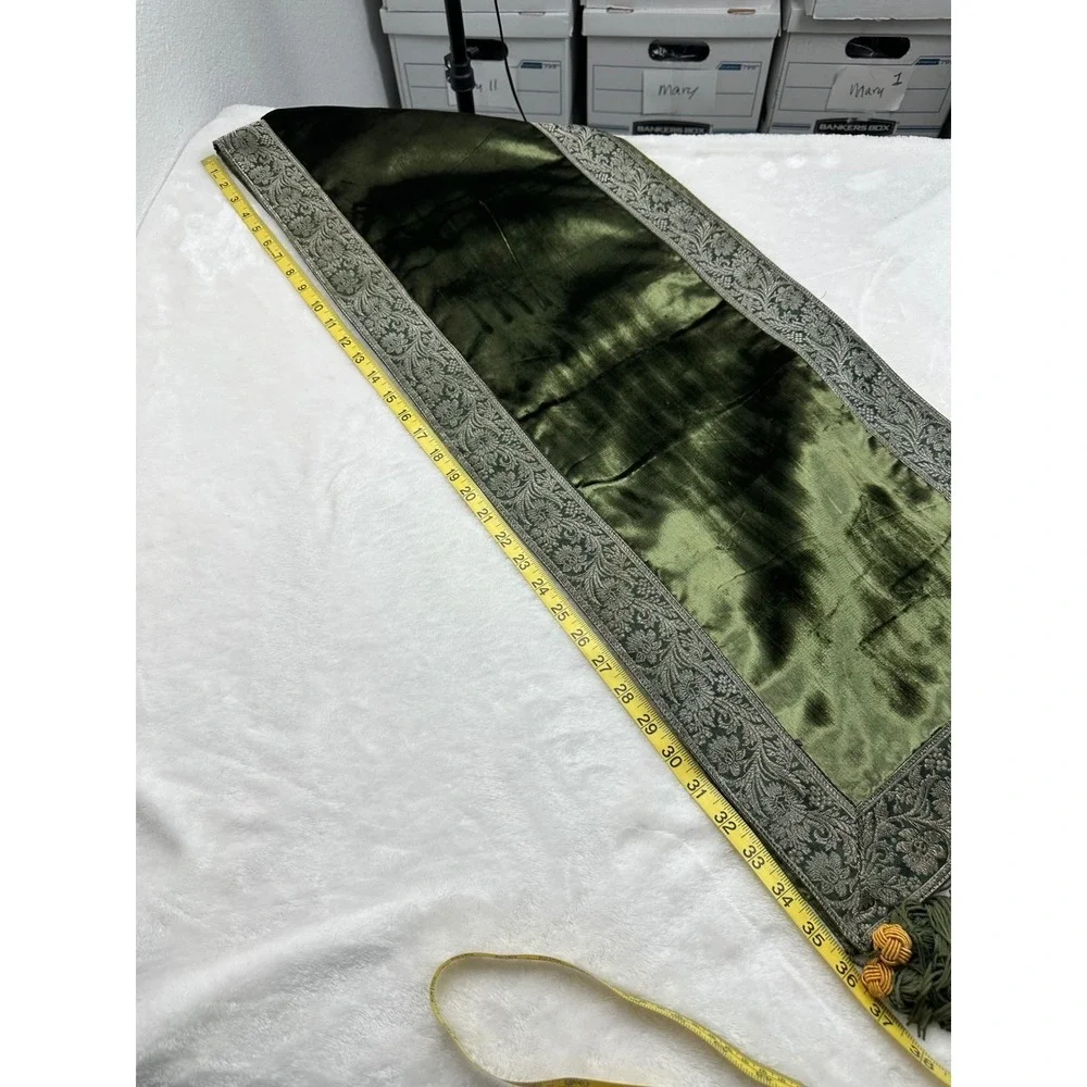 Olive‎ Green Velvet Table Runner Floral Brocade Border Tassels 72x13